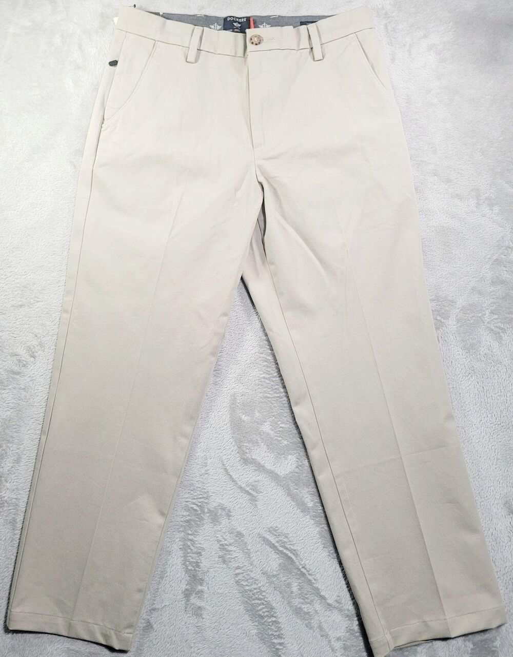 Dockers Workday Khaki Pants Mens 34x30 Beige Classic Fit Smart 360 Flex Stretch